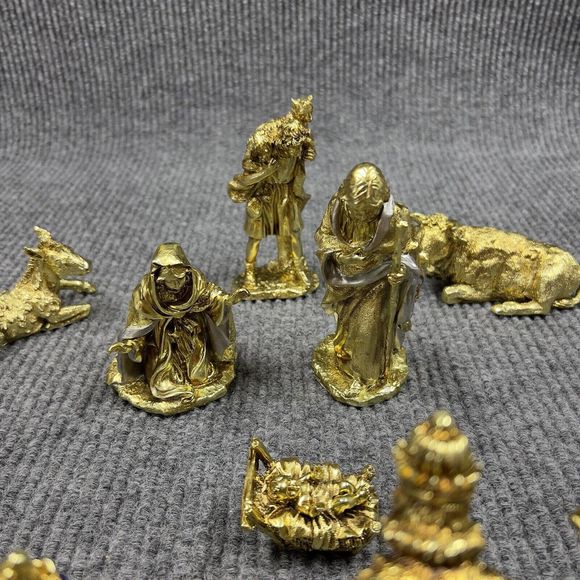 Christmas Nativity Set Of 9 Gold Tone Figures Heavy Duty Approx All Are‎ 5” x 2” - Picture 5 of 16
